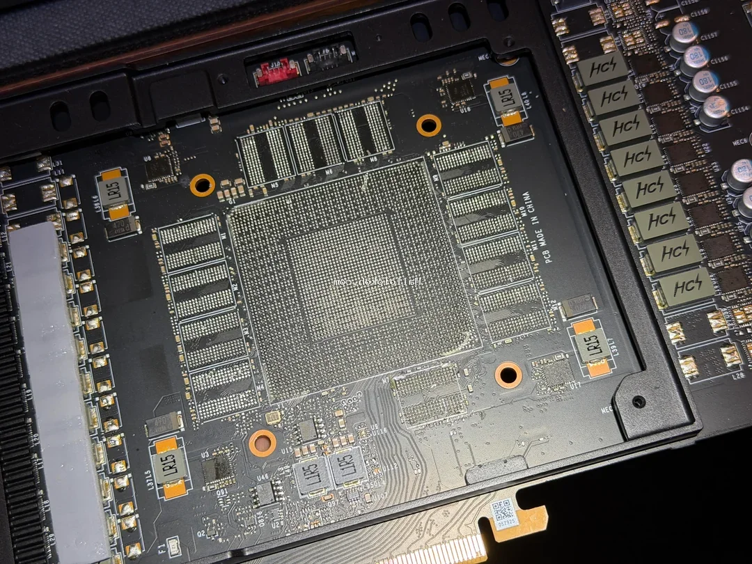 GeForce RTX 4080 Purchased Online Arrives Completely Bare With Missing GPU Core and VRAM<span class="gemini-post-meta-desc" style="display: block; font-size: 16px; color: #555555; line-height: 1.6; margin-top: 10px; margin-bottom: 10px; font-weight: 400; font-family: sans-serif; text-transform: none; letter-spacing: normal;">High-profile hardware scam exposes growing risks in the secondhand PC components market as a buyer uncovers a stripped MSI graphics card containing no core or memory.</span>